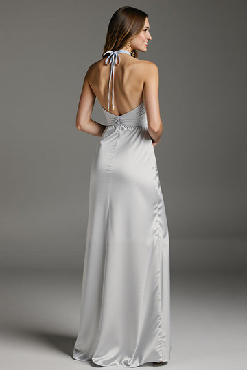 Robe longue formelle en satin gris clair avec fente